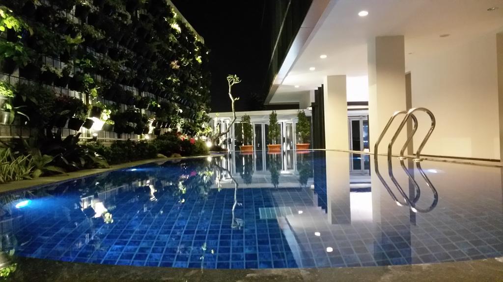 โรงแรมดีเบสต์ บันดุง ภายนอก รูปภาพ